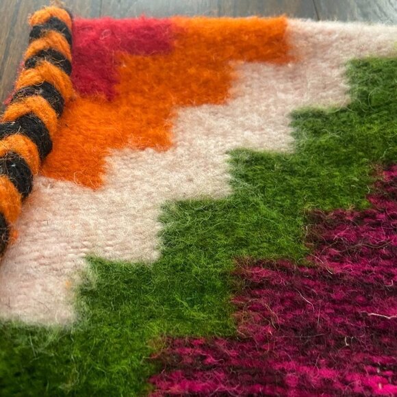 Aztec Print Pullover Poncho - Picture 6 of 9